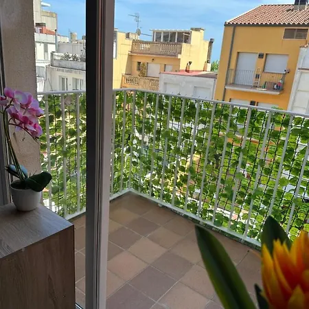 Duplex En Centro De Calella